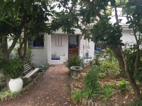 Гостиница Garden Route Self-Catering  Дана Бэй